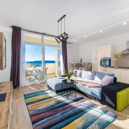 Biokovo マカルスカ