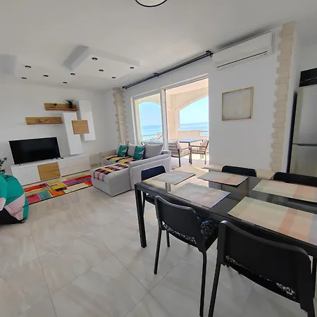 Biokovo マカルスカ