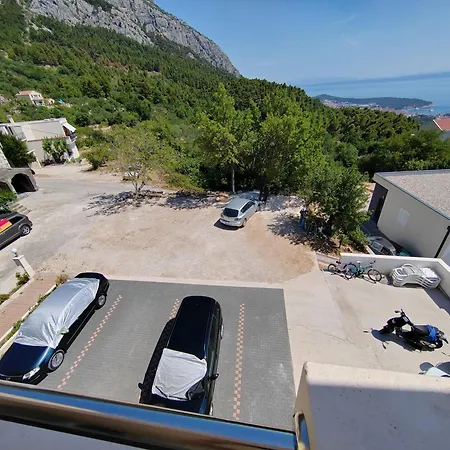Biokovo Apartment *